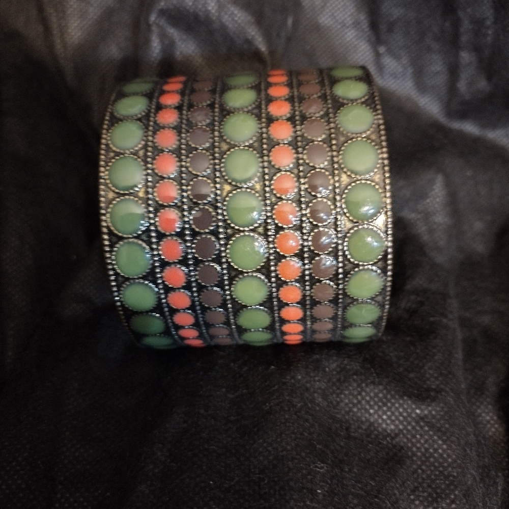 Ladies cuff bracelet